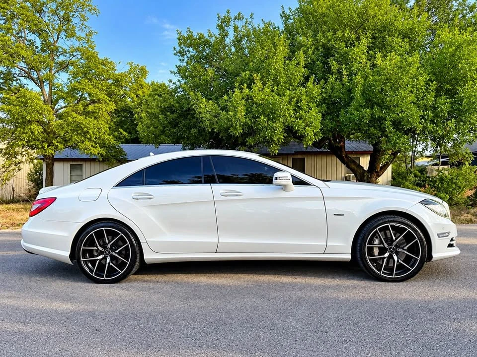 2012 Mercedes-Benz C218 CLS-Class - Image 6 of 16