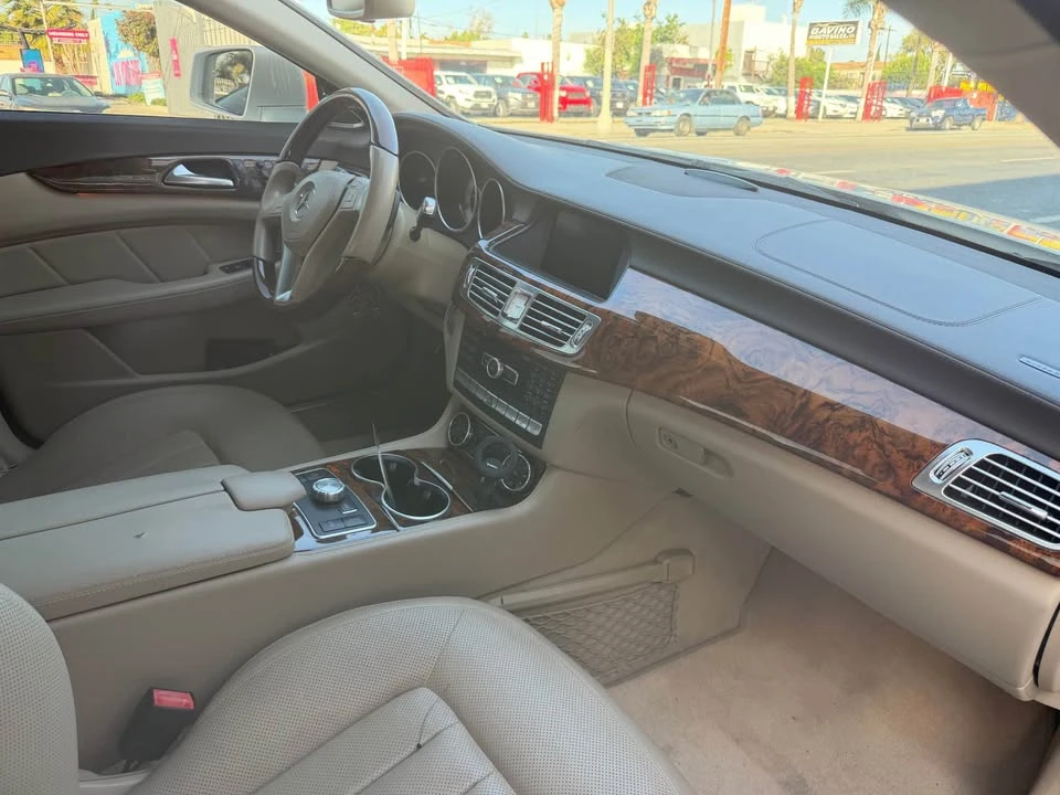 2012 Mercedes-Benz C218 CLS-Class - Image 9 of 10