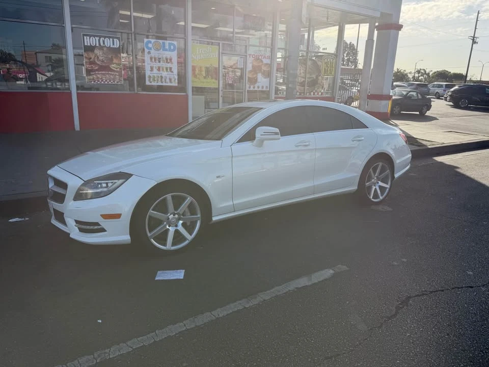 2012 Mercedes-Benz C218 CLS-Class - Image 2 of 10
