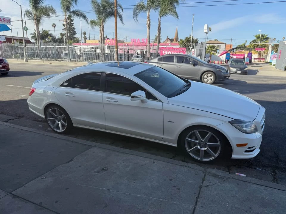 2012 Mercedes-Benz C218 CLS-Class - Image 6 of 10