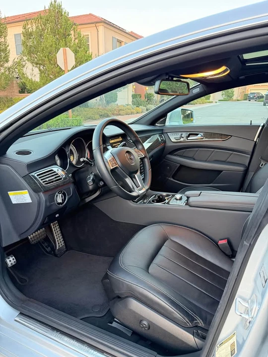 2012 Mercedes-Benz C218 CLS-Class - Image 8 of 20
