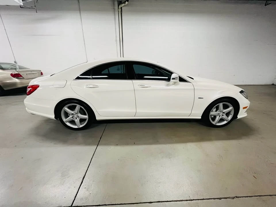2012 Mercedes-Benz C218 CLS-Class - Image 9 of 19
