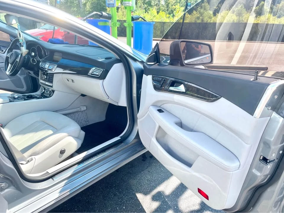 2012 Mercedes-Benz C218 CLS-Class - Image 7 of 17