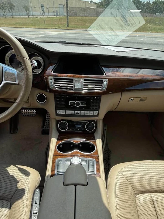 2012 Mercedes-Benz C218 CLS-Class - Image 6 of 9