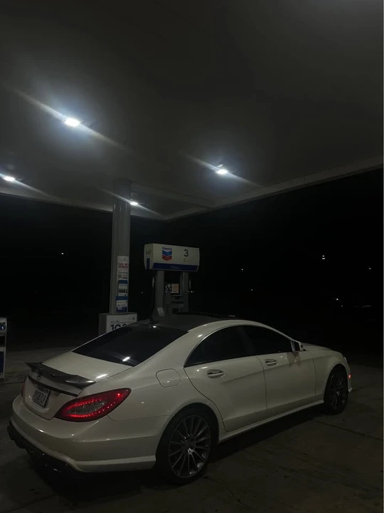 2012 Mercedes-Benz C218 CLS-Class - Image 8 of 15