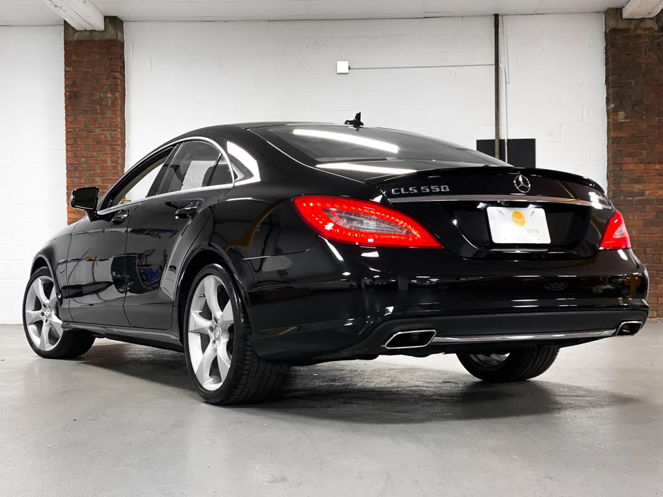 2012 Mercedes-Benz C218 CLS-Class - Image 9 of 31