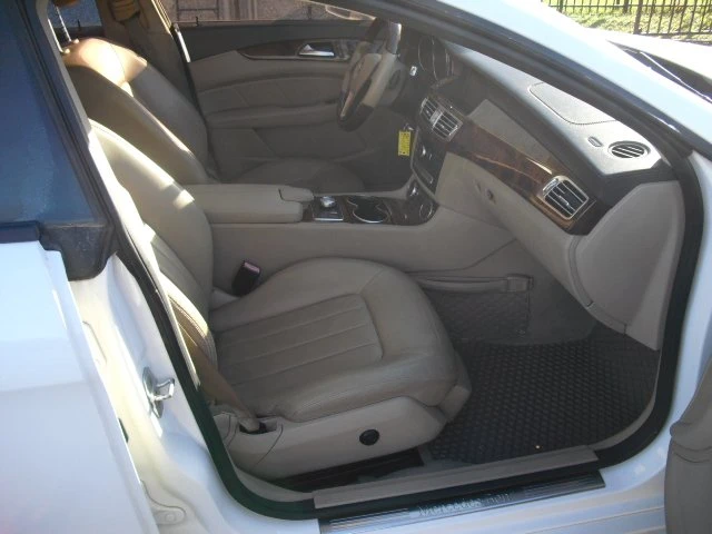 2012 Mercedes-Benz C218 CLS-Class - Image 15 of 19
