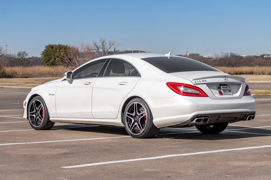 2012 Mercedes-Benz C218 CLS 63 AMG - Image 8 of 31