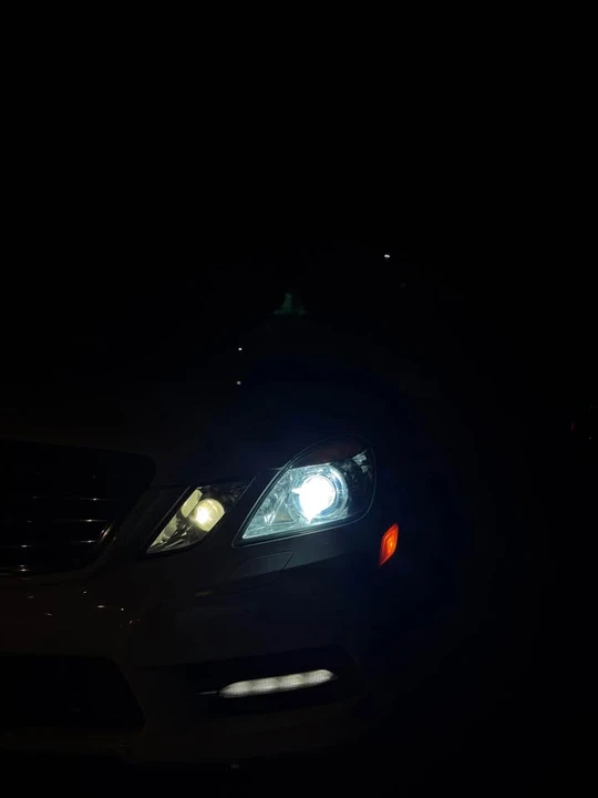 2012 Mercedes-Benz W212 E-Class - Image 11 of 15