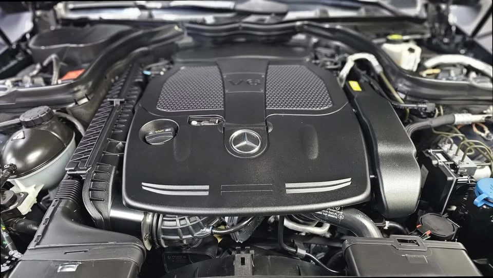 2012 Mercedes-Benz C207/A207 E-Class Coupe & Convertible - Image 9 of 20