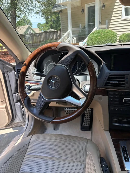 2012 Mercedes-Benz W212 E-Class - Image 8 of 11