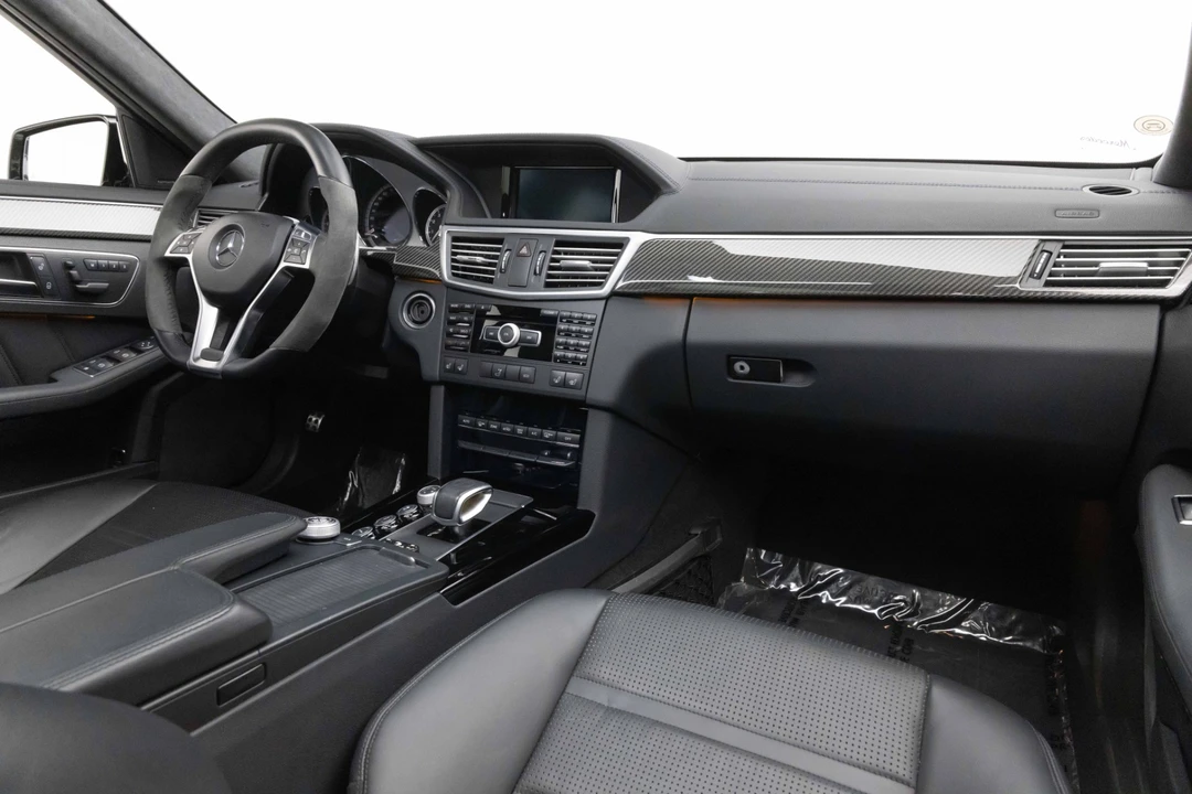 2012 Mercedes-Benz W212 E 63 AMG - Image 2 of 31