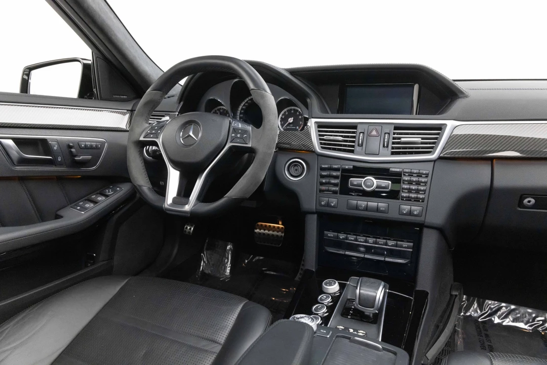 2012 Mercedes-Benz W212 E 63 AMG - Image 12 of 31