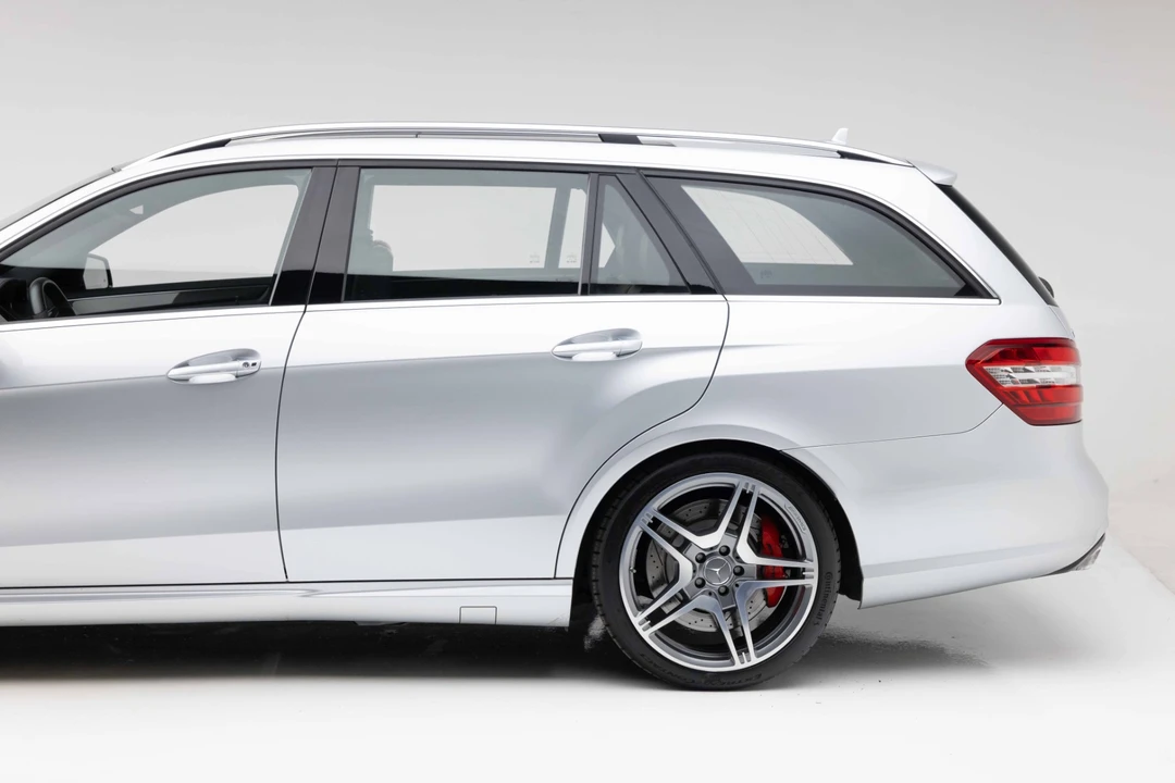 2012 Mercedes-Benz W212 E 63 AMG - Image 27 of 31