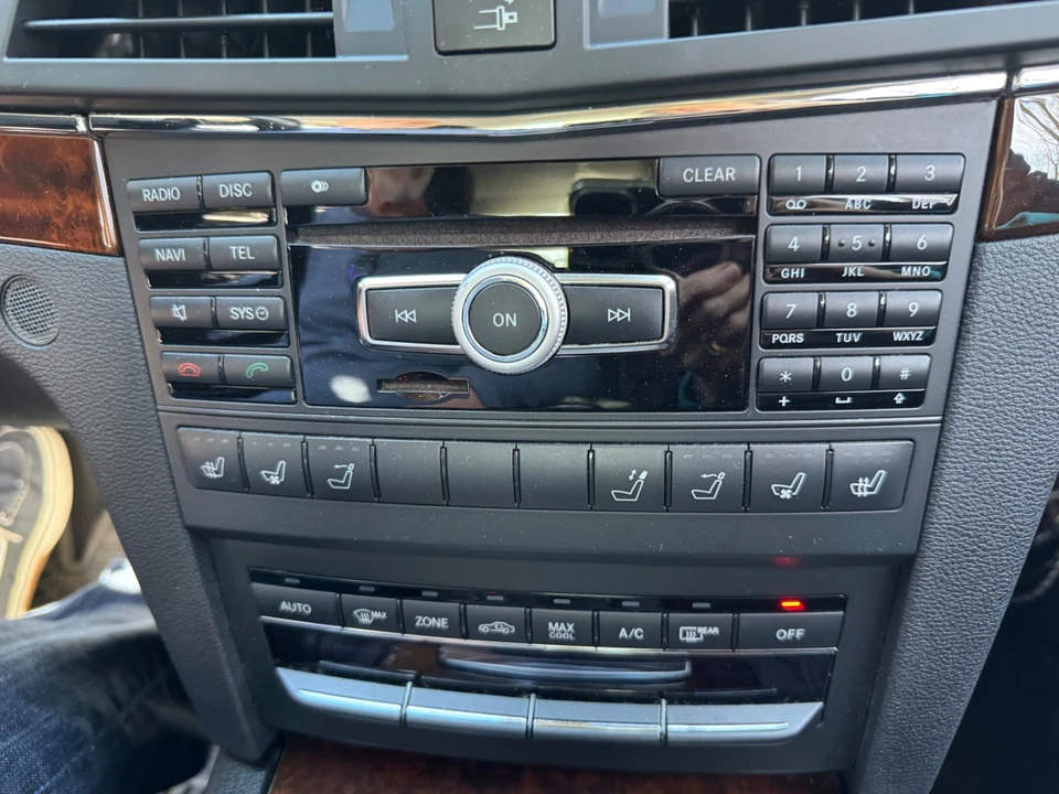 2012 Mercedes-Benz W212 E-Class - Image 20 of 21