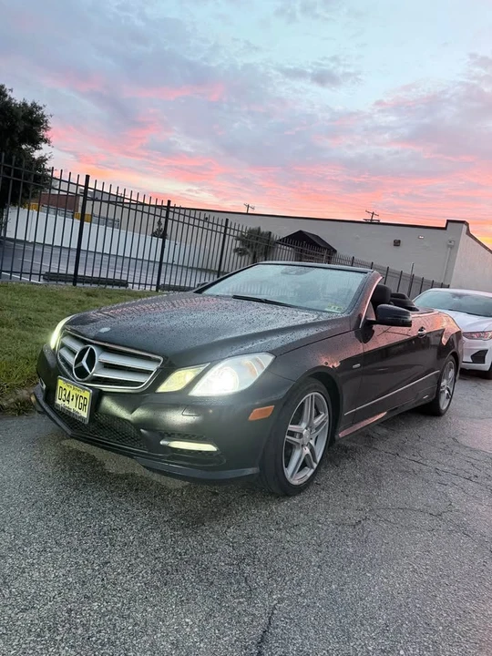 2012 Mercedes-Benz C207/A207 E-Class Coupe & Convertible - Image 2 of 6