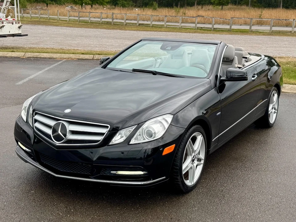 2012 Mercedes-Benz C207/A207 E-Class Coupe & Convertible - Image 2 of 12