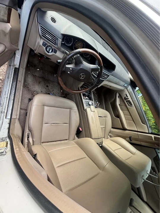 2012 Mercedes-Benz W212 E-Class - Image 5 of 6
