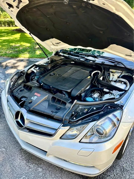 2012 Mercedes-Benz C207/A207 E-Class Coupe & Convertible - Image 4 of 8