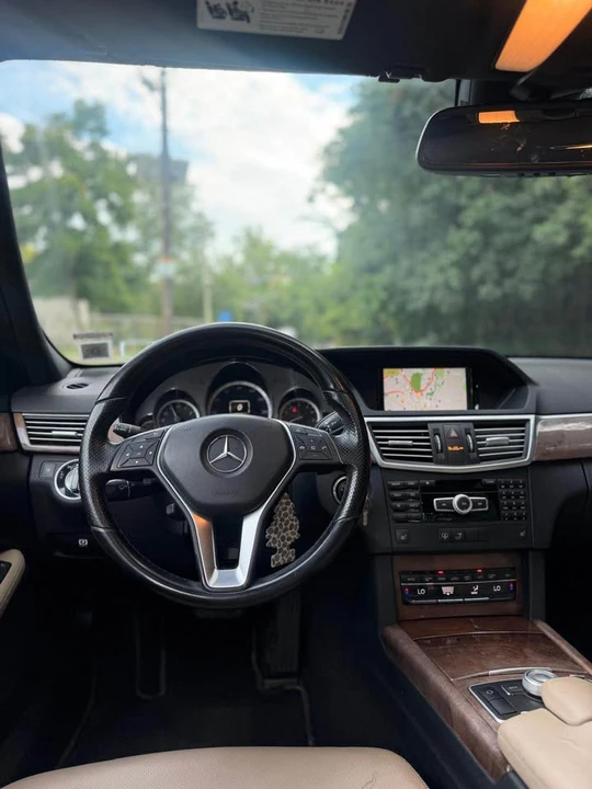 2012 Mercedes-Benz W212 E-Class - Image 6 of 18