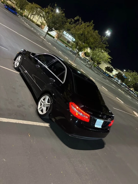 2012 Mercedes-Benz W212 E-Class - Image 6 of 13