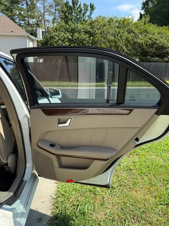 2012 Mercedes-Benz W212 E-Class - Image 8 of 19
