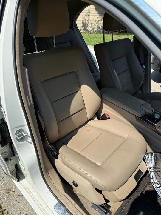 2012 Mercedes-Benz W212 E-Class - Image 10 of 19