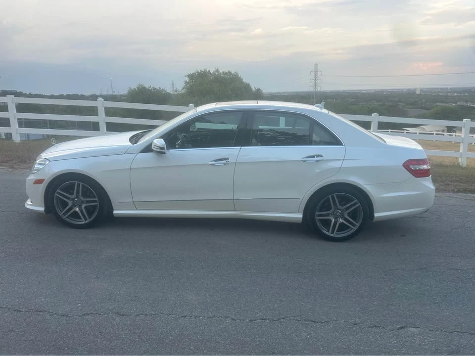 2012 Mercedes-Benz W212 E-Class - Image 2 of 16