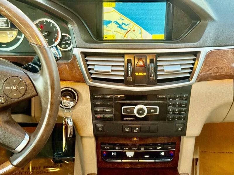 2012 Mercedes-Benz W212 E-Class - Image 11 of 19