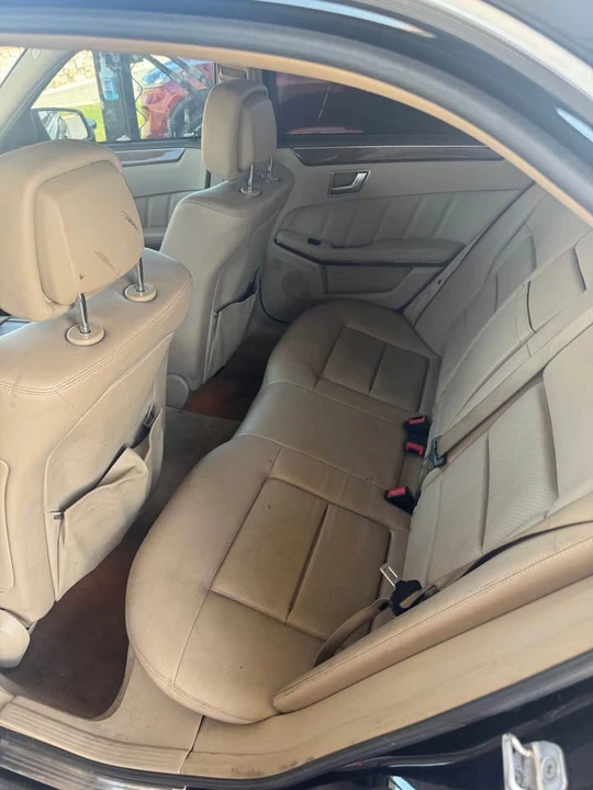 2012 Mercedes-Benz W212 E-Class - Image 4 of 7