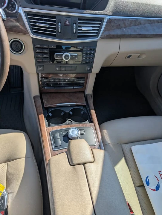 2012 Mercedes-Benz W212 E-Class - Image 11 of 19
