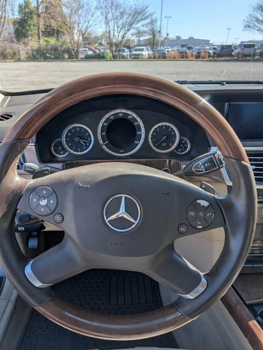 2012 Mercedes-Benz W212 E-Class - Image 10 of 19