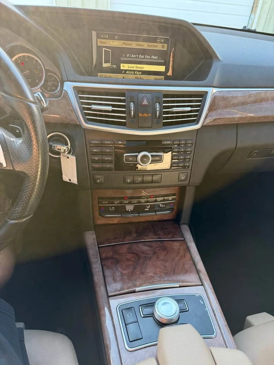 2012 Mercedes-Benz W212 E-Class - Image 12 of 13