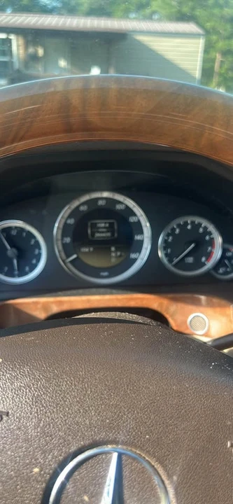 2012 Mercedes-Benz W212 E-Class - Image 10 of 11