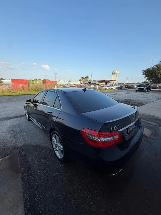 2012 Mercedes-Benz W212 E-Class - Image 2 of 10