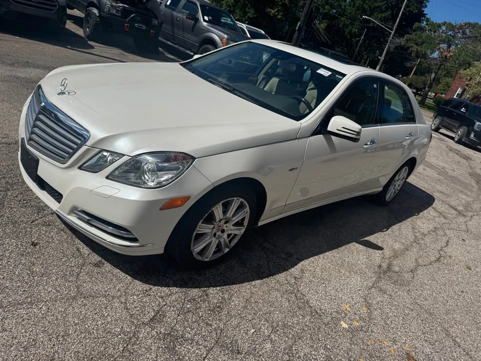 2012 Mercedes-Benz W212 E-Class - Image 5 of 12