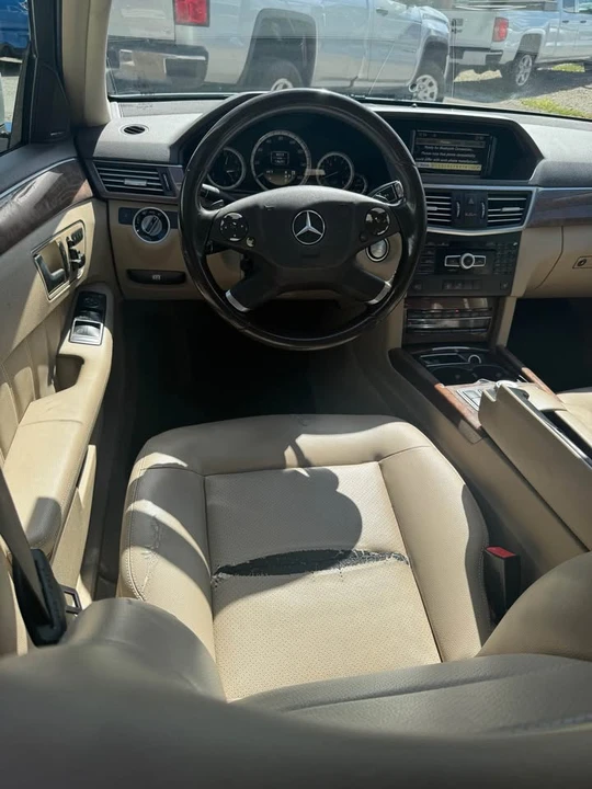 2012 Mercedes-Benz W212 E-Class - Image 8 of 12