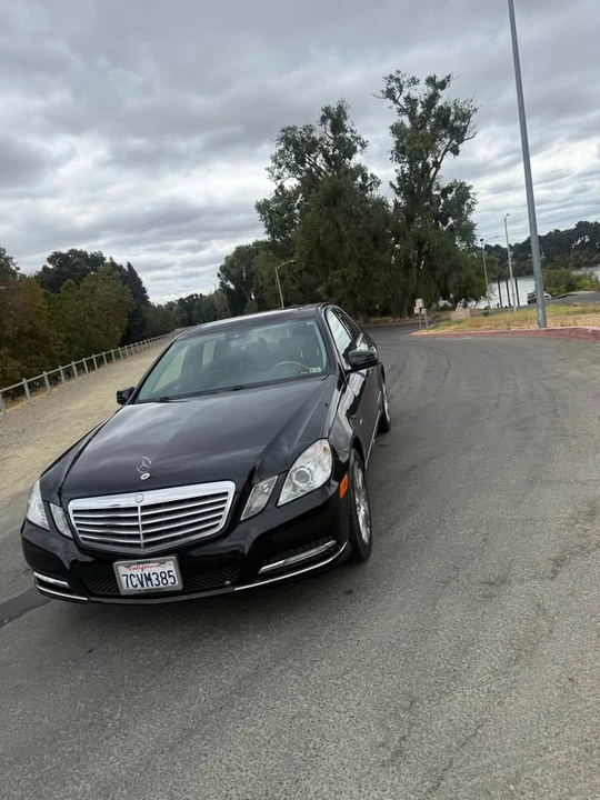 2012 Mercedes-Benz W212 E-Class - Image 2 of 9
