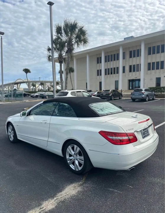 2012 Mercedes-Benz C207/A207 E-Class Coupe & Convertible - Image 15 of 20