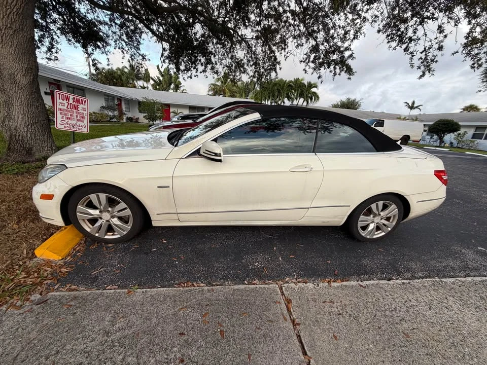 2012 Mercedes-Benz C207/A207 E-Class Coupe & Convertible - Image 3 of 4