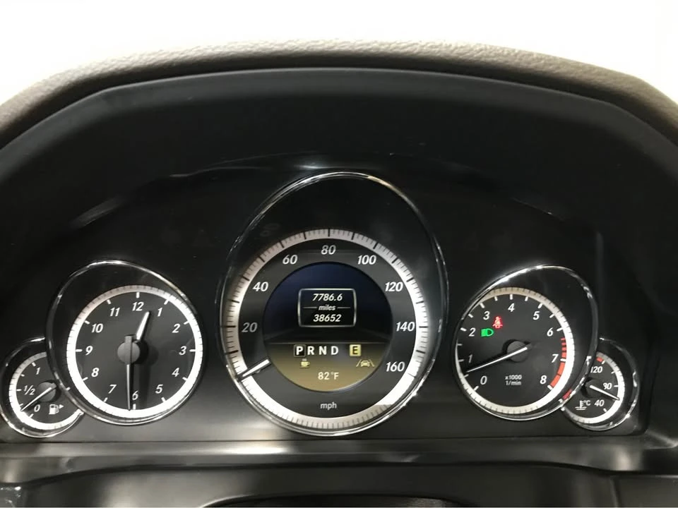 2012 Mercedes-Benz C207/A207 E-Class Coupe & Convertible - Image 11 of 18