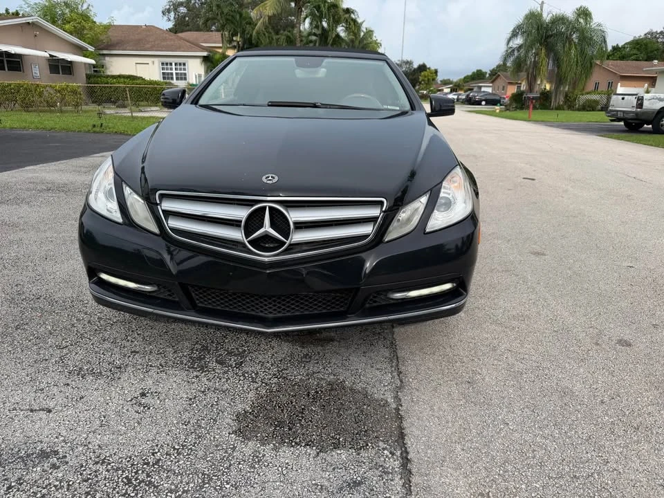 2012 Mercedes-Benz C207/A207 E-Class Coupe & Convertible - Image 2 of 14