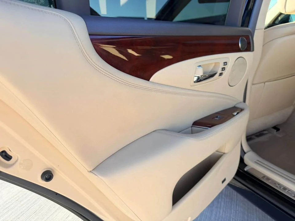 2012 Mercedes-Benz C207/A207 E-Class Coupe & Convertible - Image 17 of 19