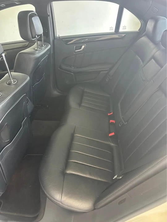 2012 Mercedes-Benz W212 E-Class - Image 8 of 11