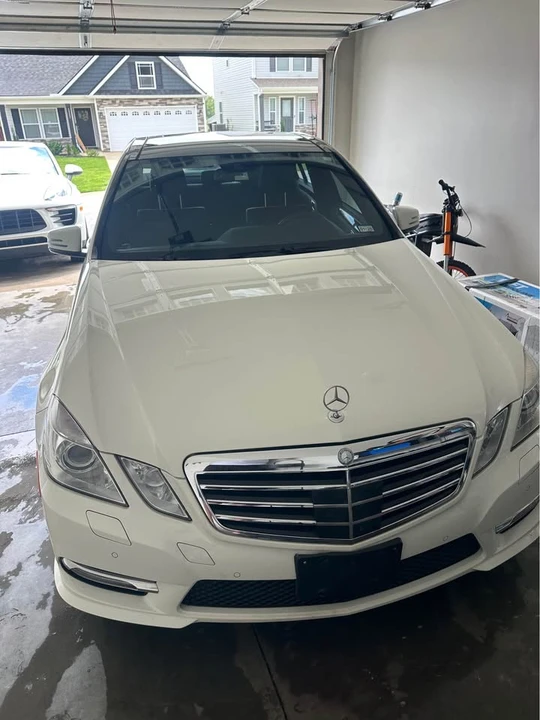 2012 Mercedes-Benz W212 E-Class - Image 2 of 11