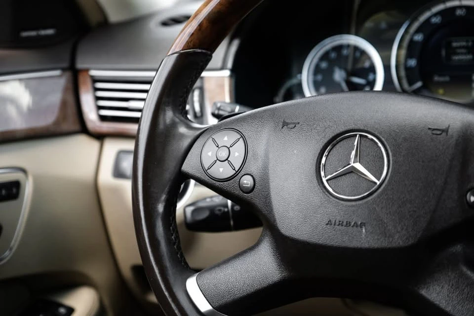 2012 Mercedes-Benz W212 E-Class - Image 16 of 20