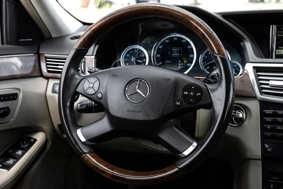 2012 Mercedes-Benz W212 E-Class - Image 13 of 20