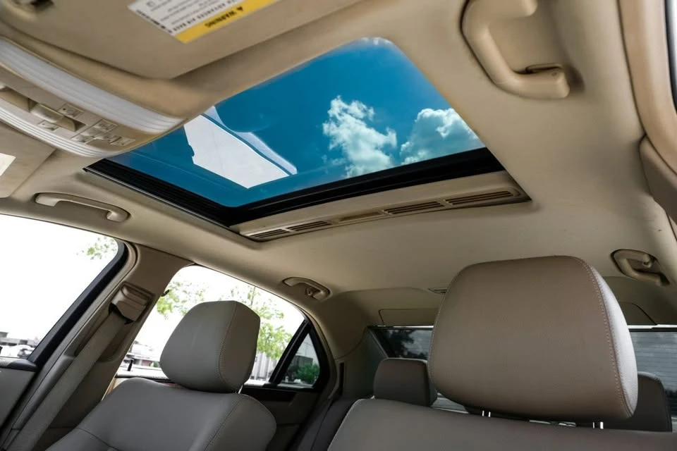 2012 Mercedes-Benz W212 E-Class - Image 5 of 20
