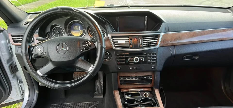 2012 Mercedes-Benz W212 E-Class - Image 9 of 12