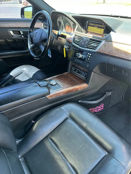 2012 Mercedes-Benz W212 E-Class - Image 11 of 12